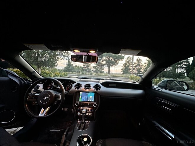 Ford Mustang-10