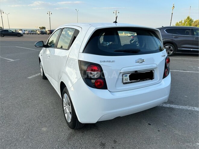 Chevrolet Aveo-6