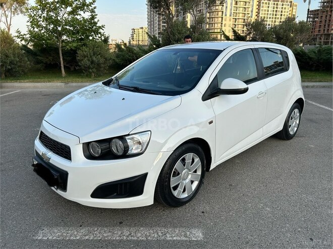 Chevrolet Aveo-10
