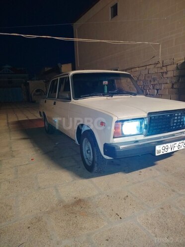 LADA (VAZ) 2107-4