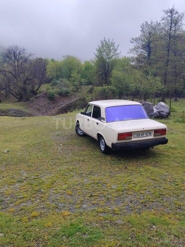 LADA (VAZ) 2107-10