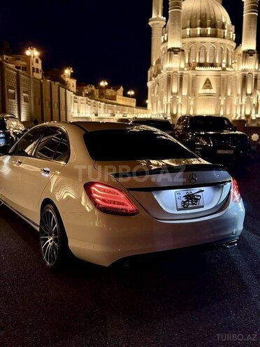 Mercedes C 220 d-5