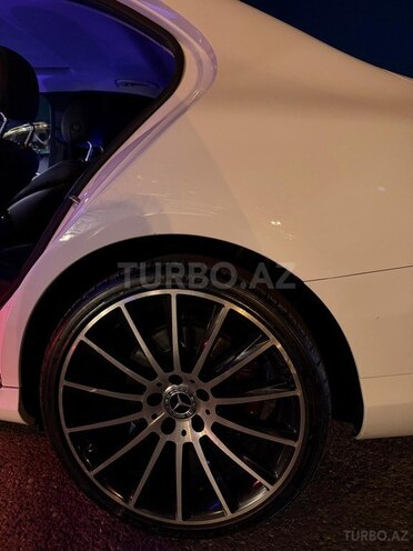 Mercedes C 220 d-9