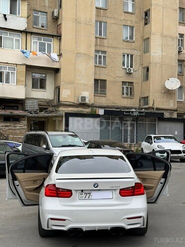 BMW 320-13
