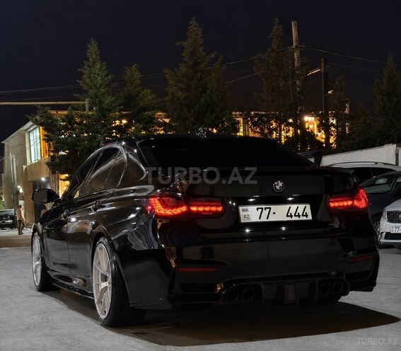 BMW 330-2