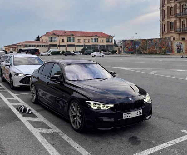 BMW 330-3