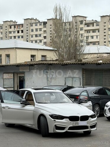 BMW 320-4