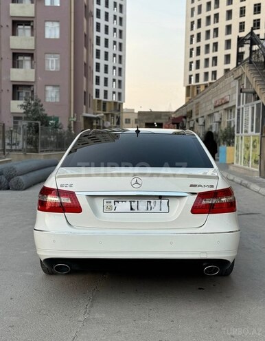 Mercedes E 250-7