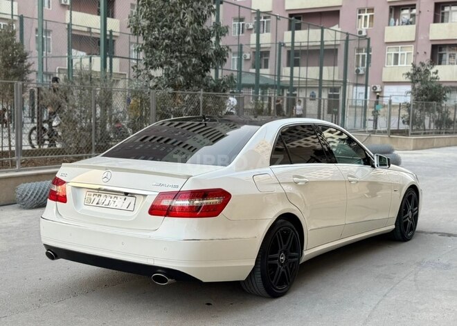 Mercedes E 250-6