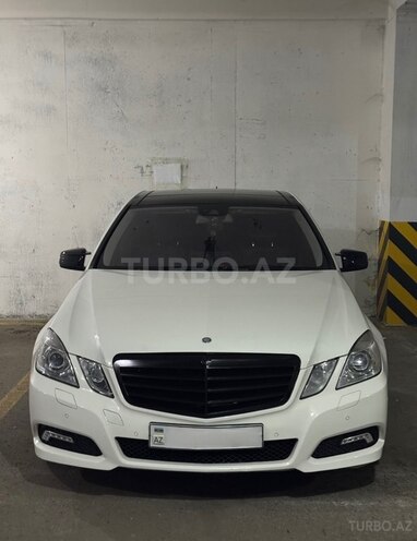Mercedes E 250-1