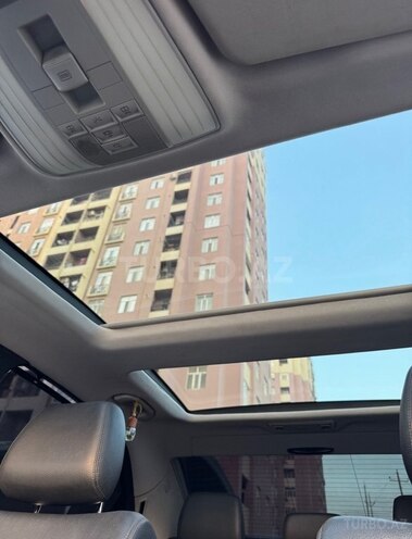 Mercedes E 250-10