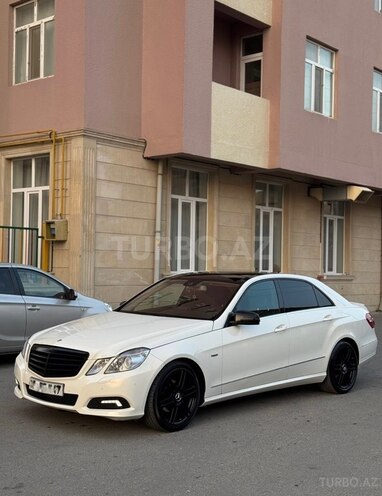 Mercedes E 250-3