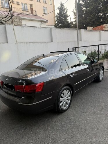 Hyundai Sonata-14