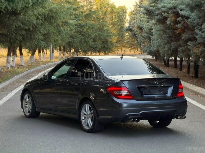 Mercedes C 180-7