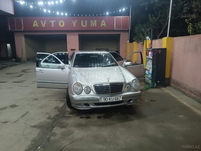 Mercedes E 280-2