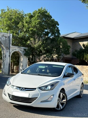 Hyundai Elantra-9