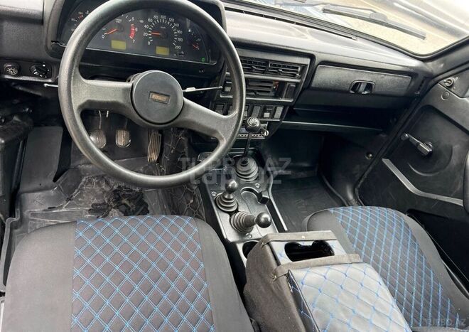 LADA (VAZ) Niva-10