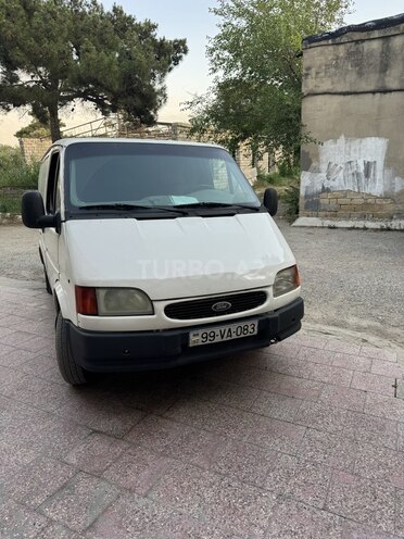 Ford Transit-1