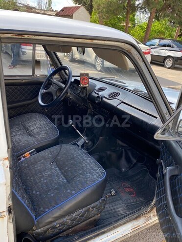 LADA (VAZ) 2106-7