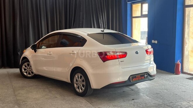 Kia Rio-11