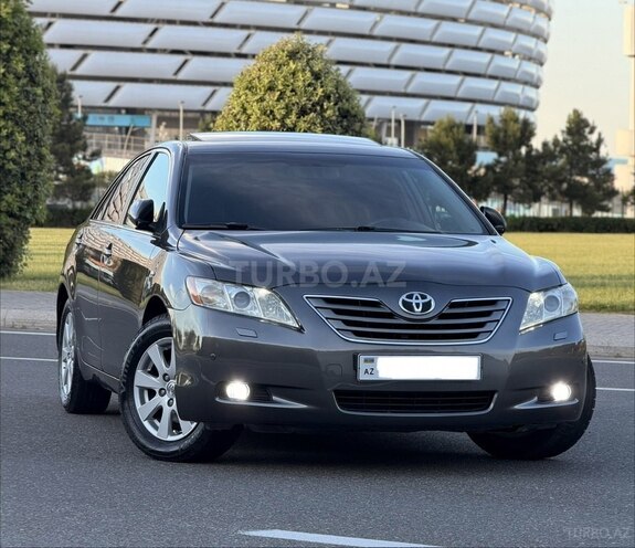Toyota Camry-10