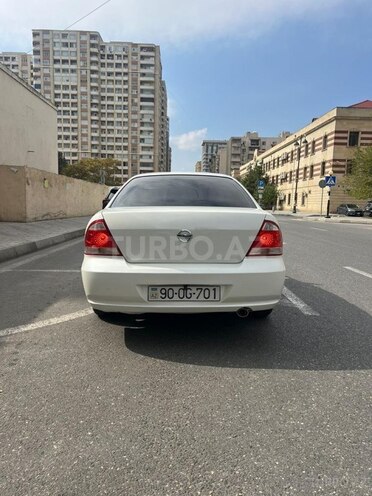 Nissan Sunny-2