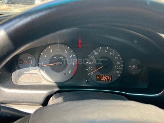 Nissan Sunny-15