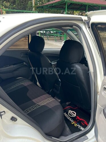 Nissan Sunny-10