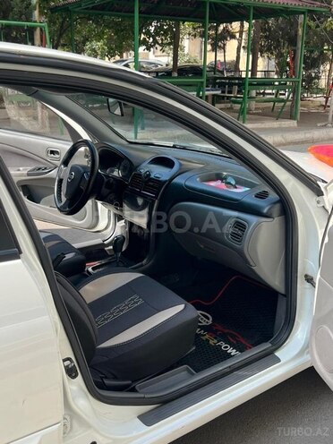 Nissan Sunny-14