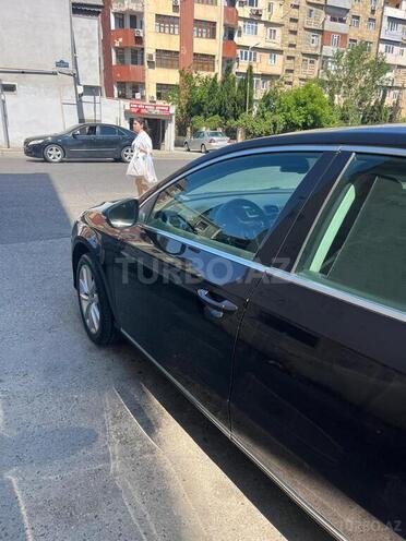 Volkswagen Passat-6