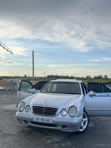 Mercedes E 280-15