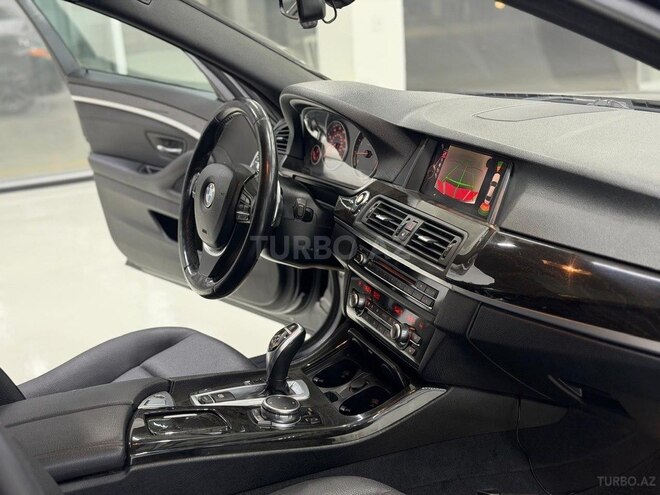 BMW 520-10