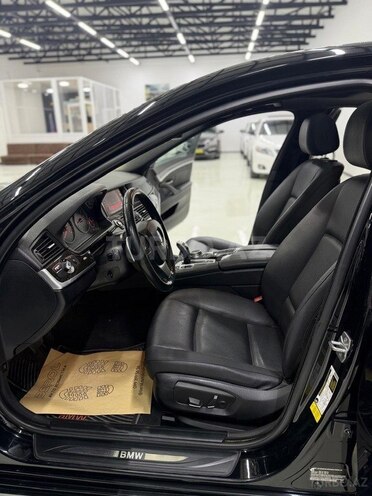 BMW 520-11