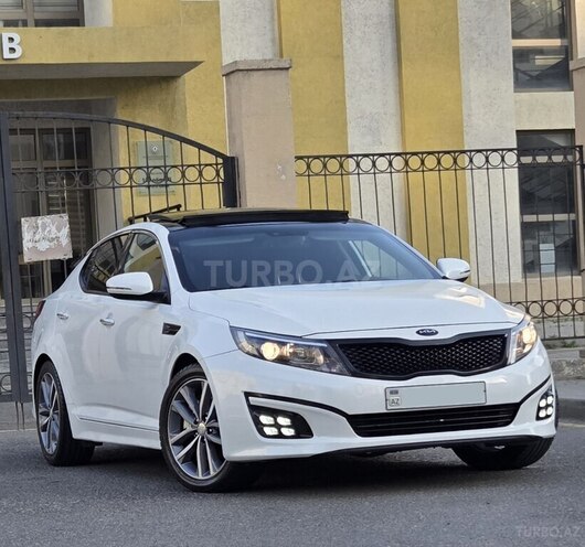 Kia K5-4