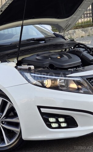 Kia K5-12