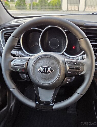 Kia K5-19