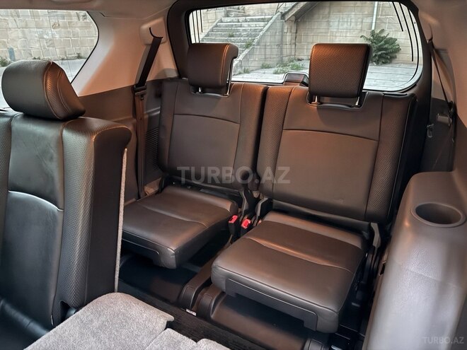 Toyota Land Cruiser Prado-16