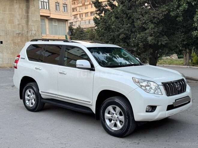 Toyota Land Cruiser Prado-7