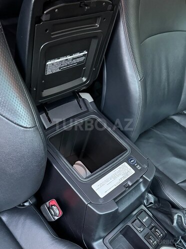 Toyota Land Cruiser Prado-10