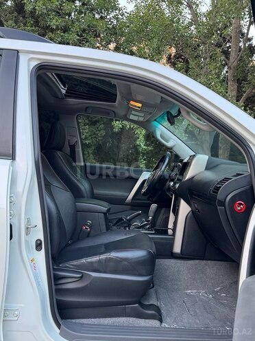 Toyota Land Cruiser Prado-14