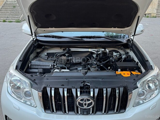Toyota Land Cruiser Prado-20