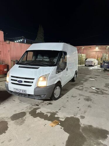 Ford Transit-1