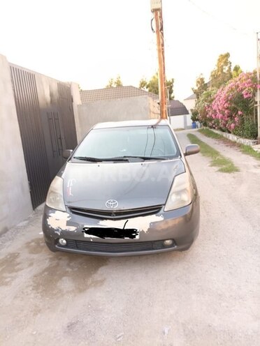 Toyota Prius-1