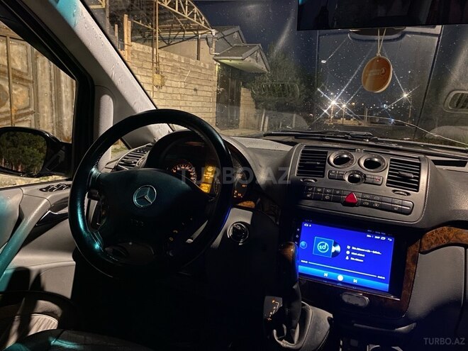 Mercedes Viano-6