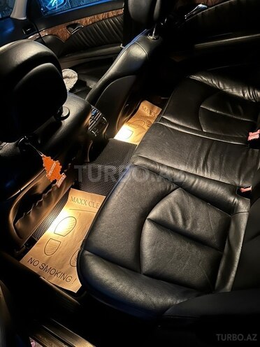 Mercedes E 220-6