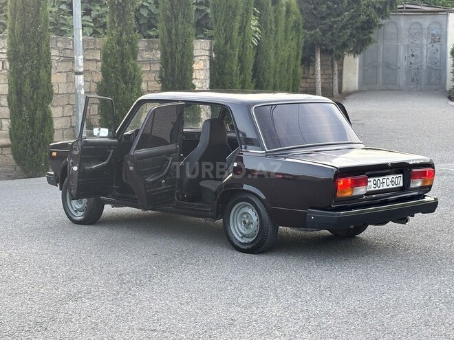 LADA (VAZ) 2107-16