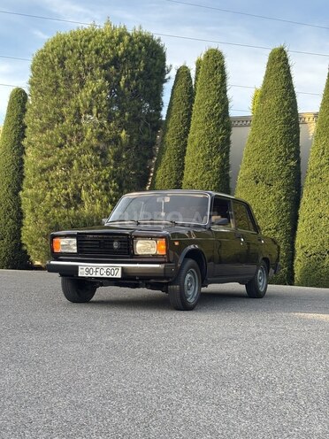 LADA (VAZ) 2107-2