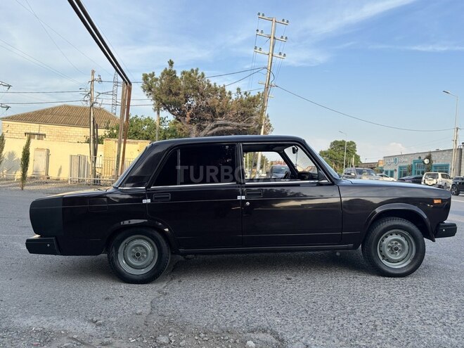 LADA (VAZ) 2107-10