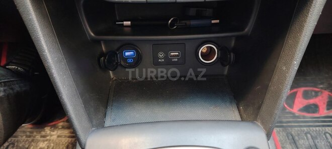 Hyundai Kona-7