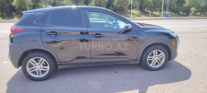 Hyundai Kona-10